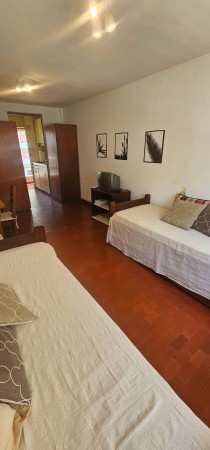 Venta de departamento mono ambiente en el centro de Pinamar