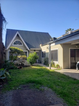 Venta de casa en Castelar Norte