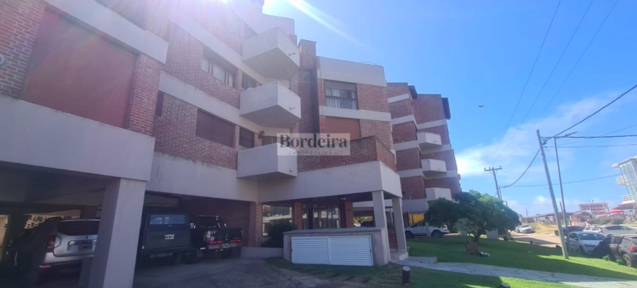 Venta departamento en Pinamar