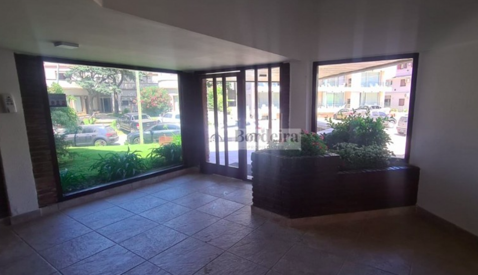 Venta departamento en Pinamar