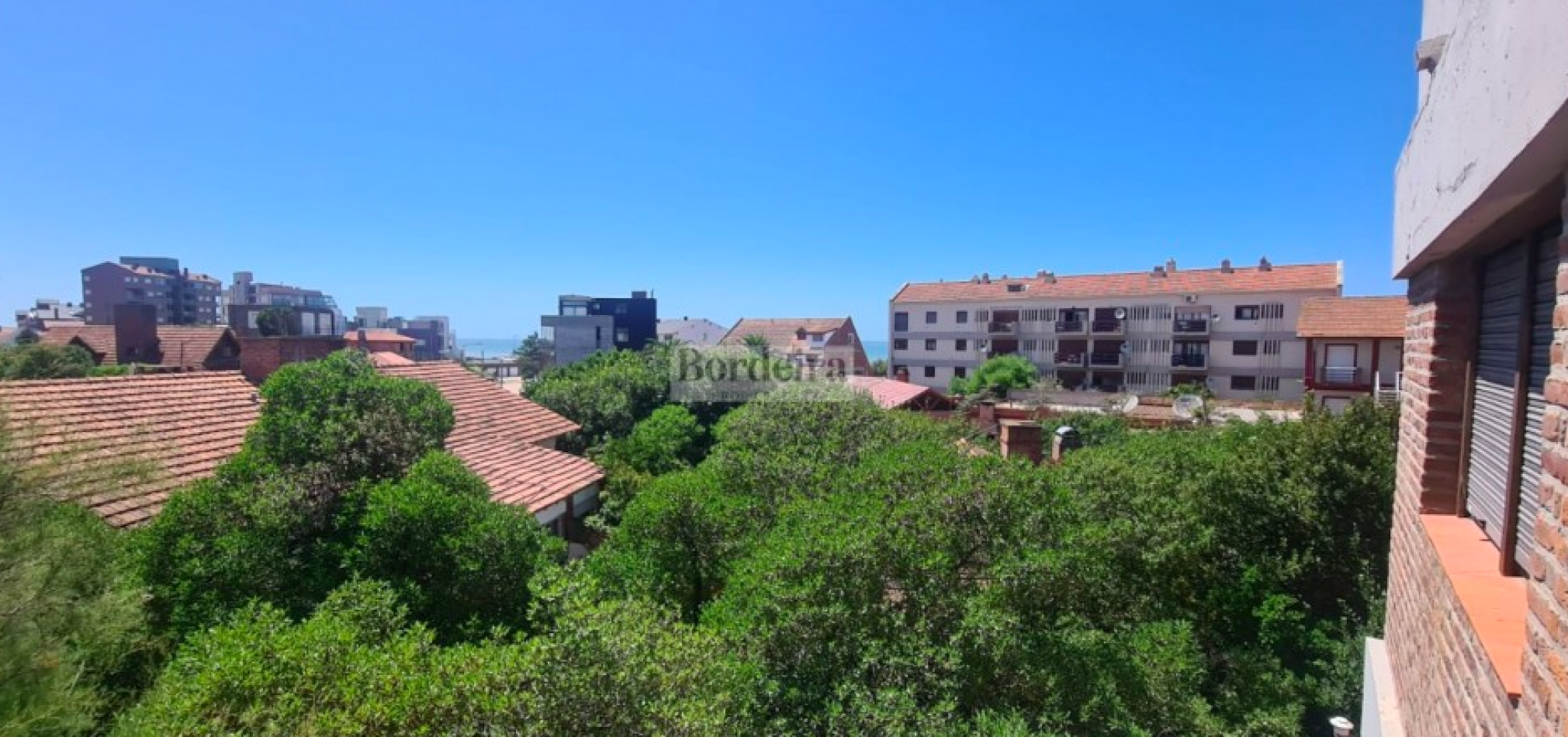 Venta departamento en Pinamar