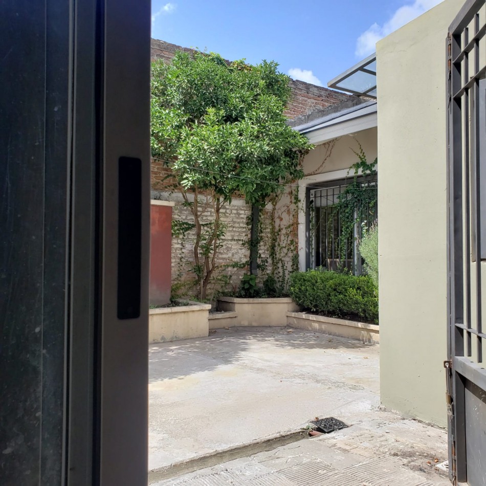 Venta de casa en Castelar Norte