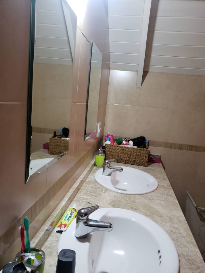 Venta de casa en Castelar Norte