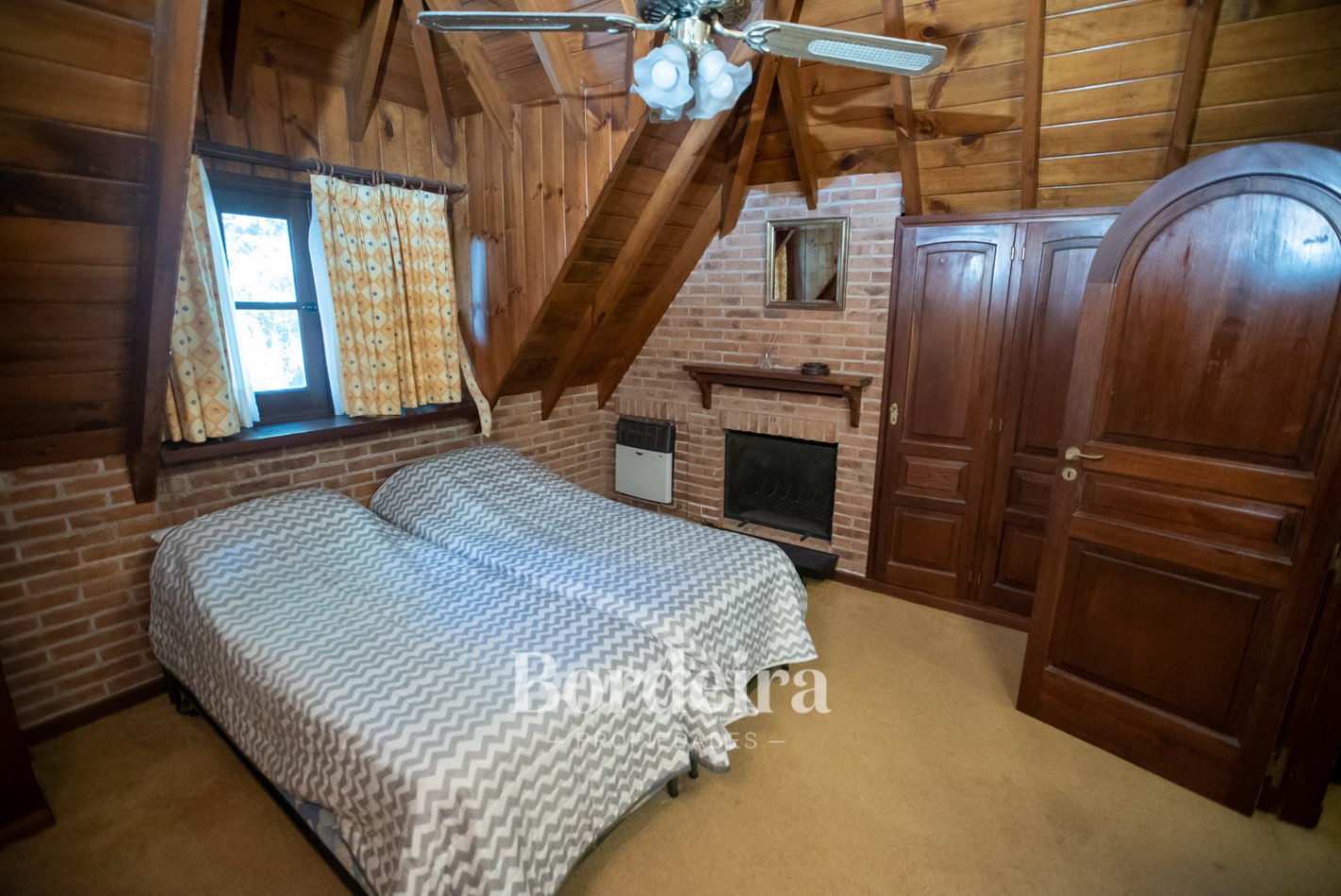 Venta casa pinamar mas dos lotes linderos Golf