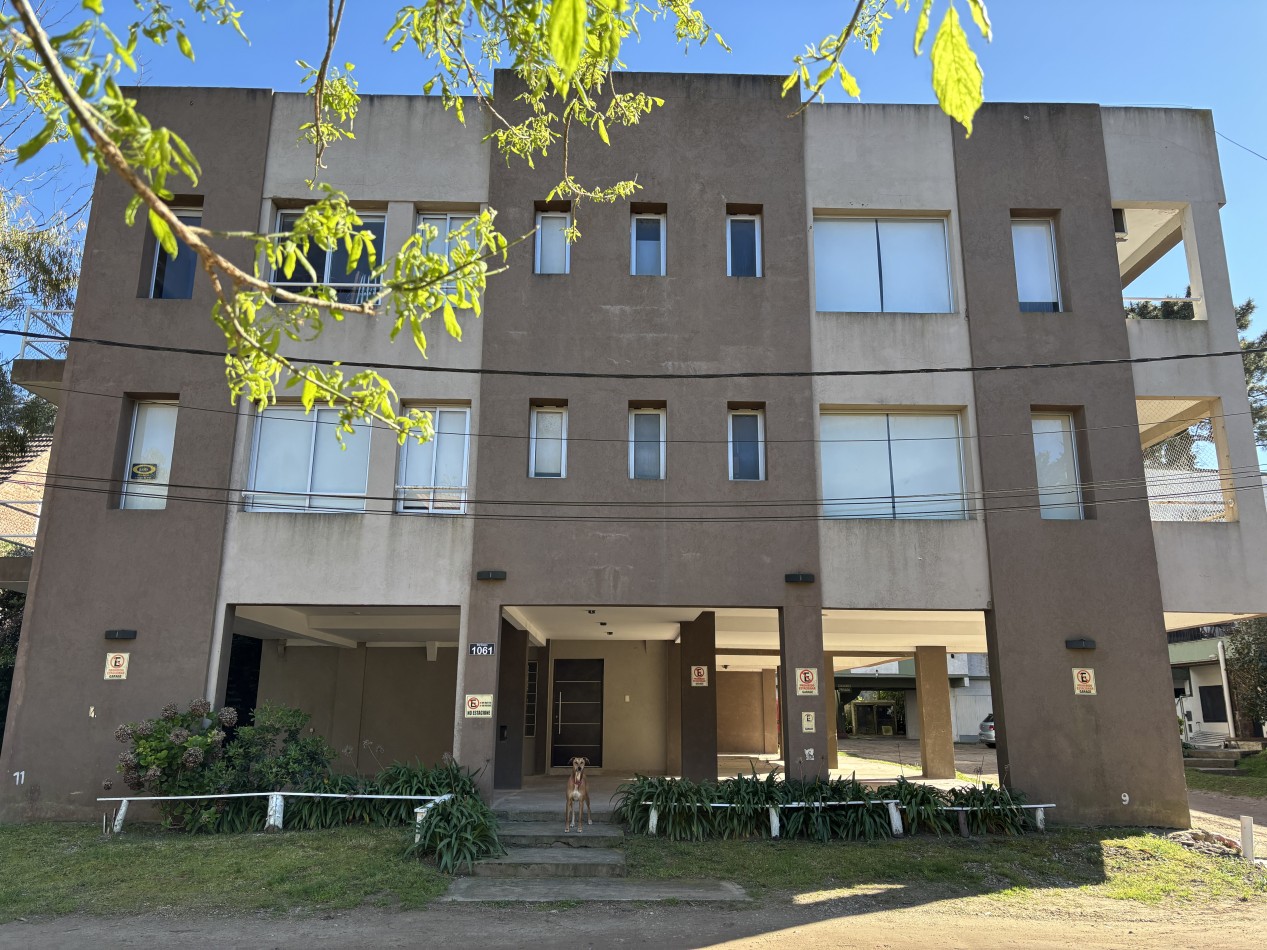 Alquiler temporal departamento Pinamar UF6
