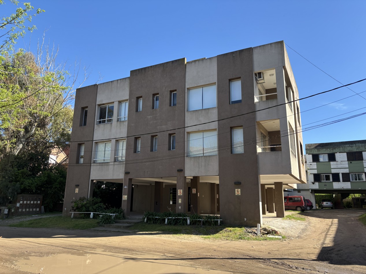 Alquiler temporal departamento Pinamar UF6