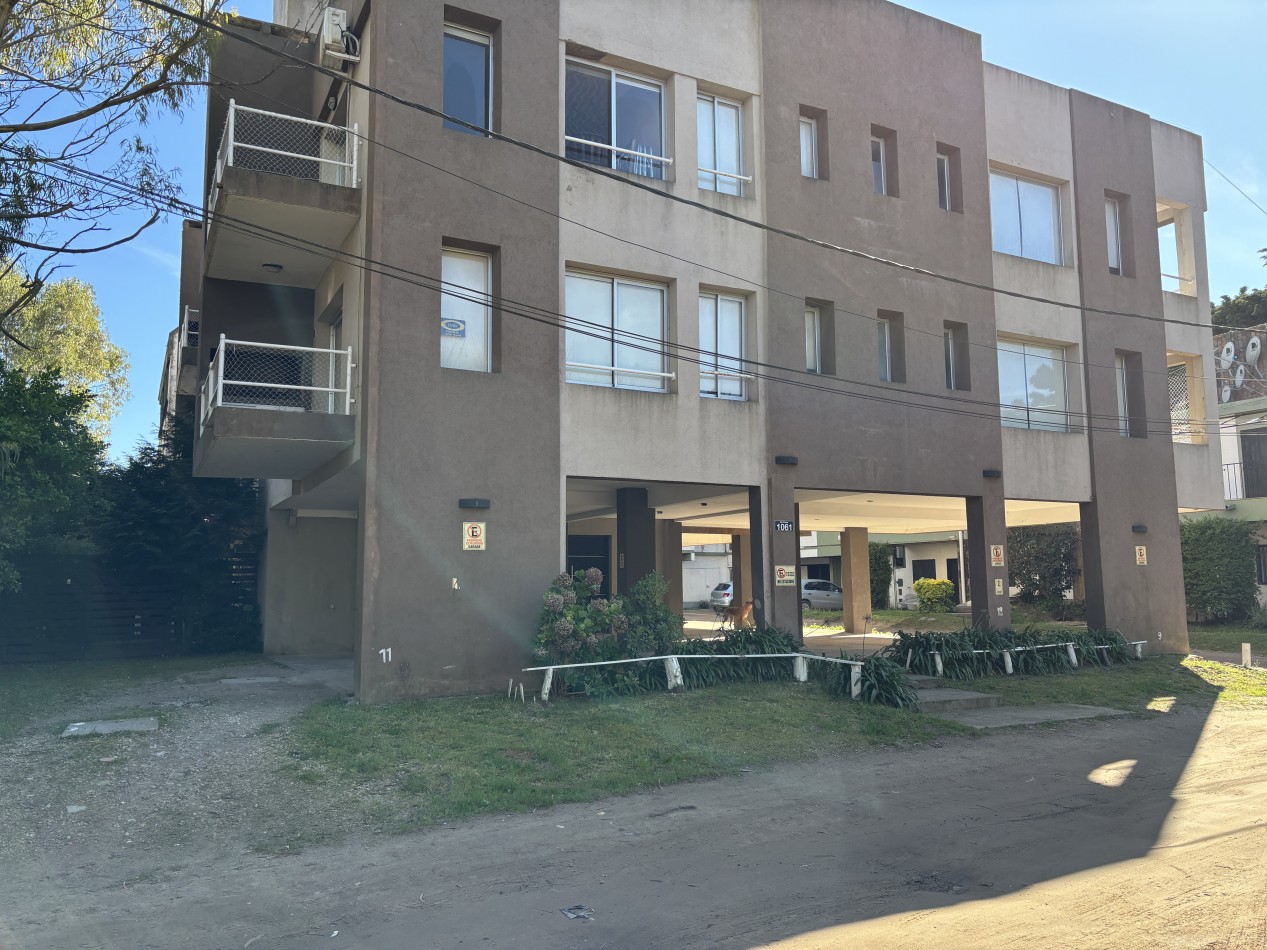 Alquiler temporal departamento Pinamar UF6