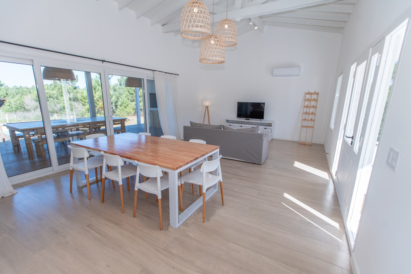 ALQUILER CASA COSTA ESMERALDA