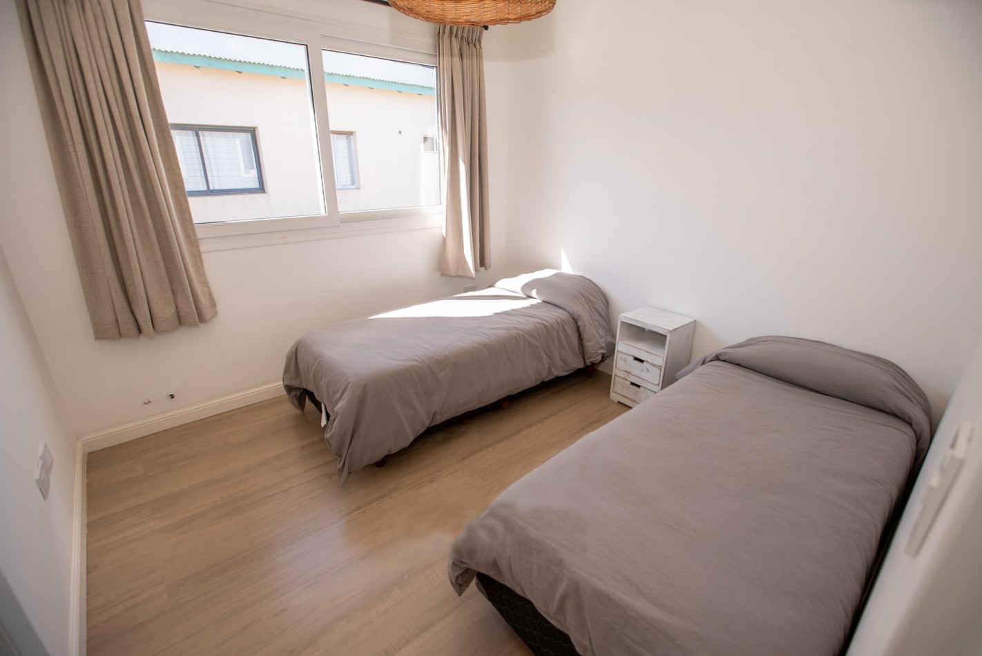 ALQUILER CASA COSTA ESMERALDA