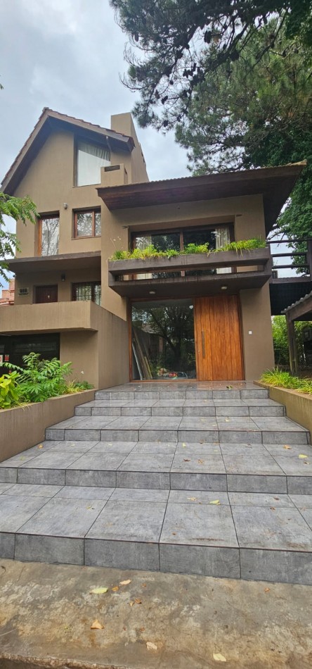 Venta de casa en Pinamar