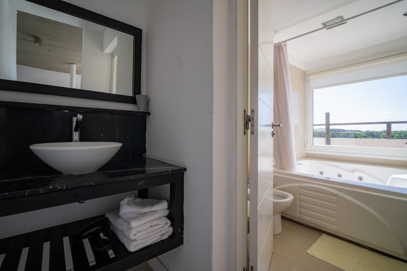 Venta Departamento Mar de las Pampas Complejo Linda Bay vista al mar