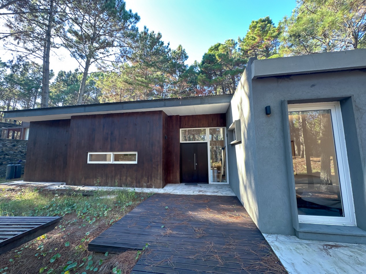 Casa en Venta en Villarobles Pinamar 5 Ambientes 4 Dormitorios