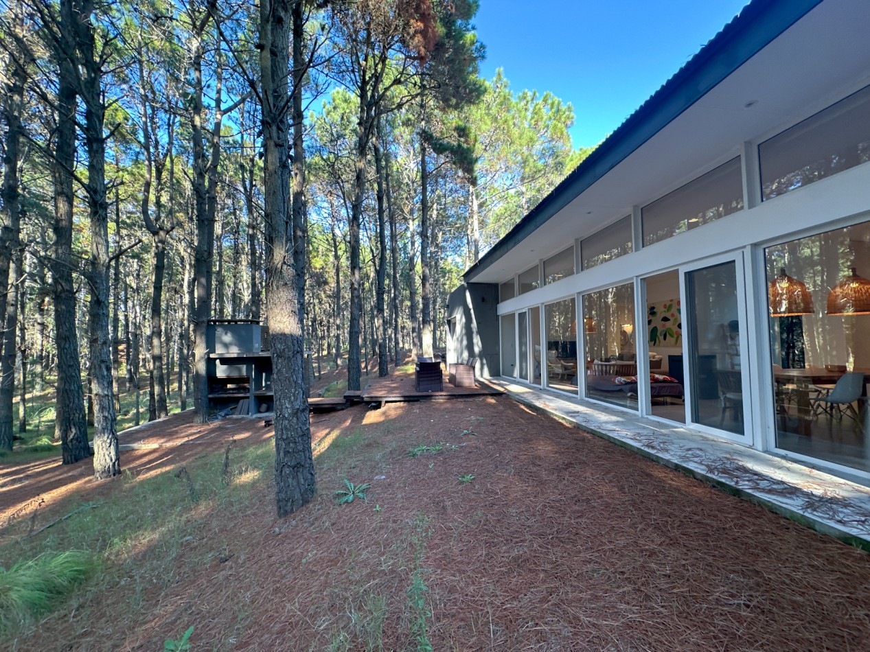 Casa en Venta en Villarobles Pinamar 5 Ambientes 4 Dormitorios