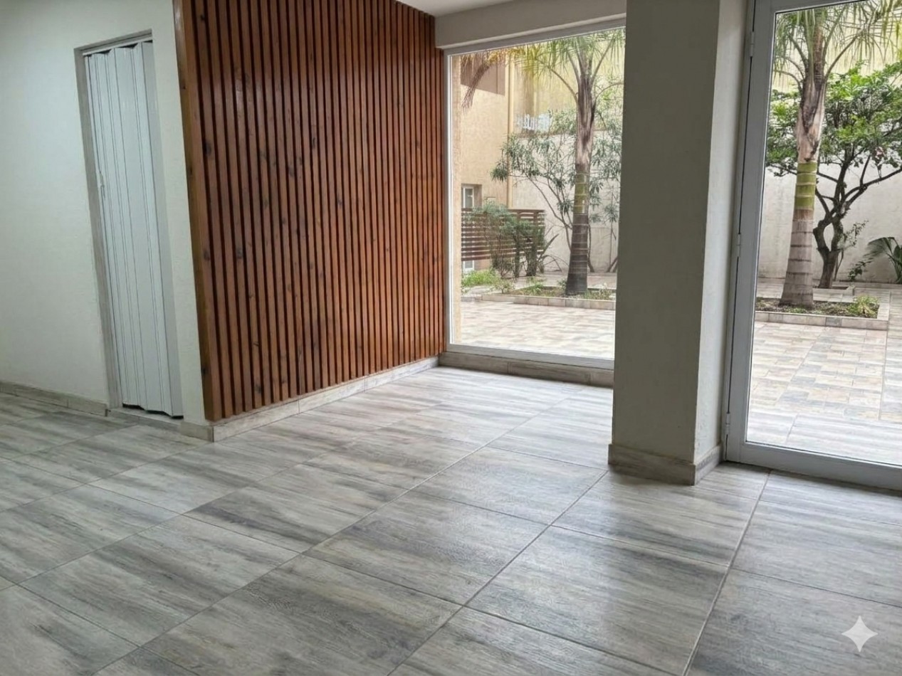 Excelente Local / Oficina / Estudio Profesional en 2 Plantas 