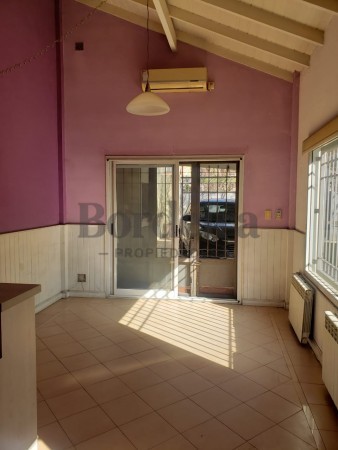 Venta de casa en Castelar Norte