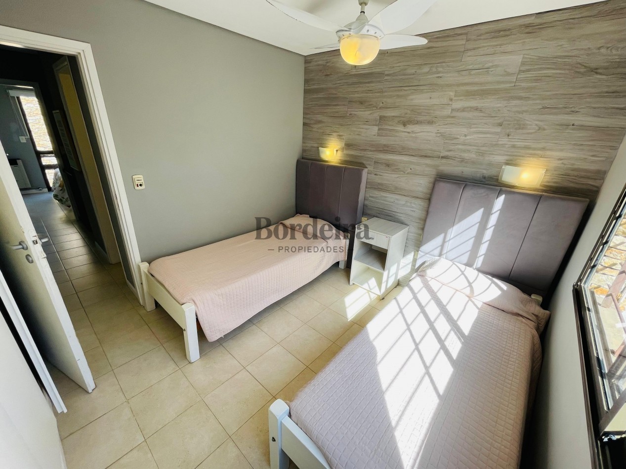 Alquiler anual duplex 3 en Pinamar Chico