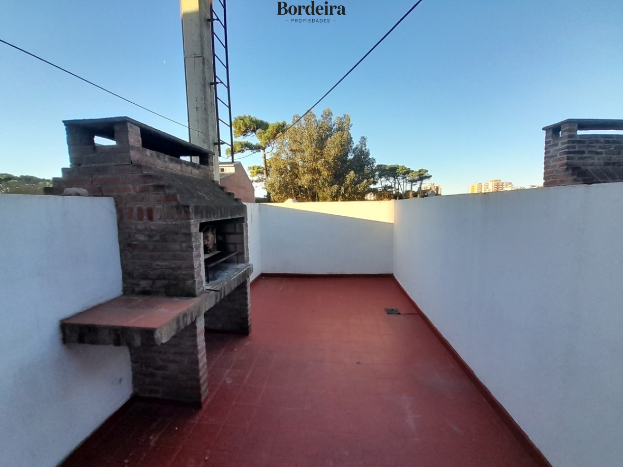 Venta departamento Villa Gesell 4 ambientes zona centro