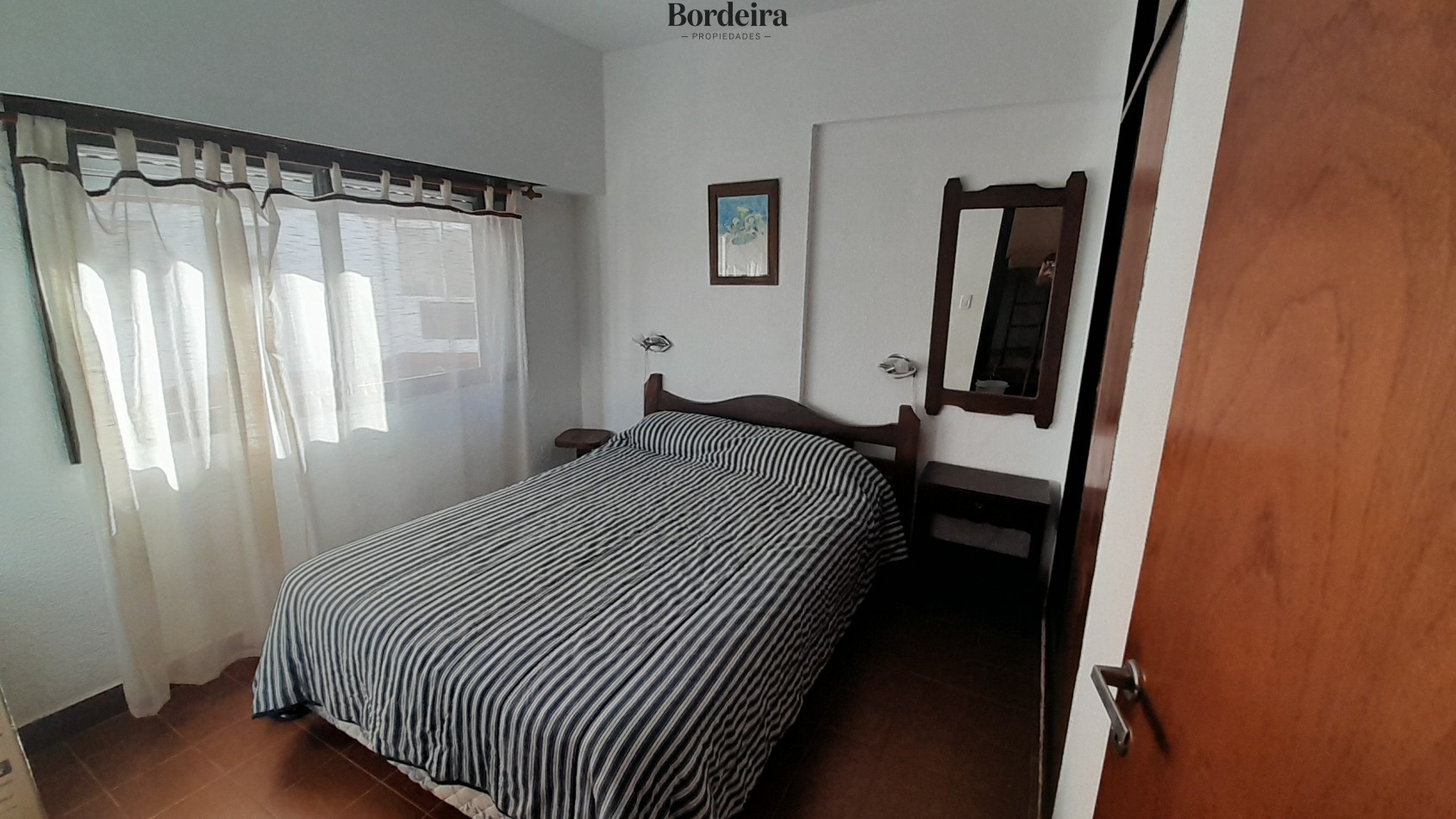 Venta Departamento Villa Gesell con cochera y baulera