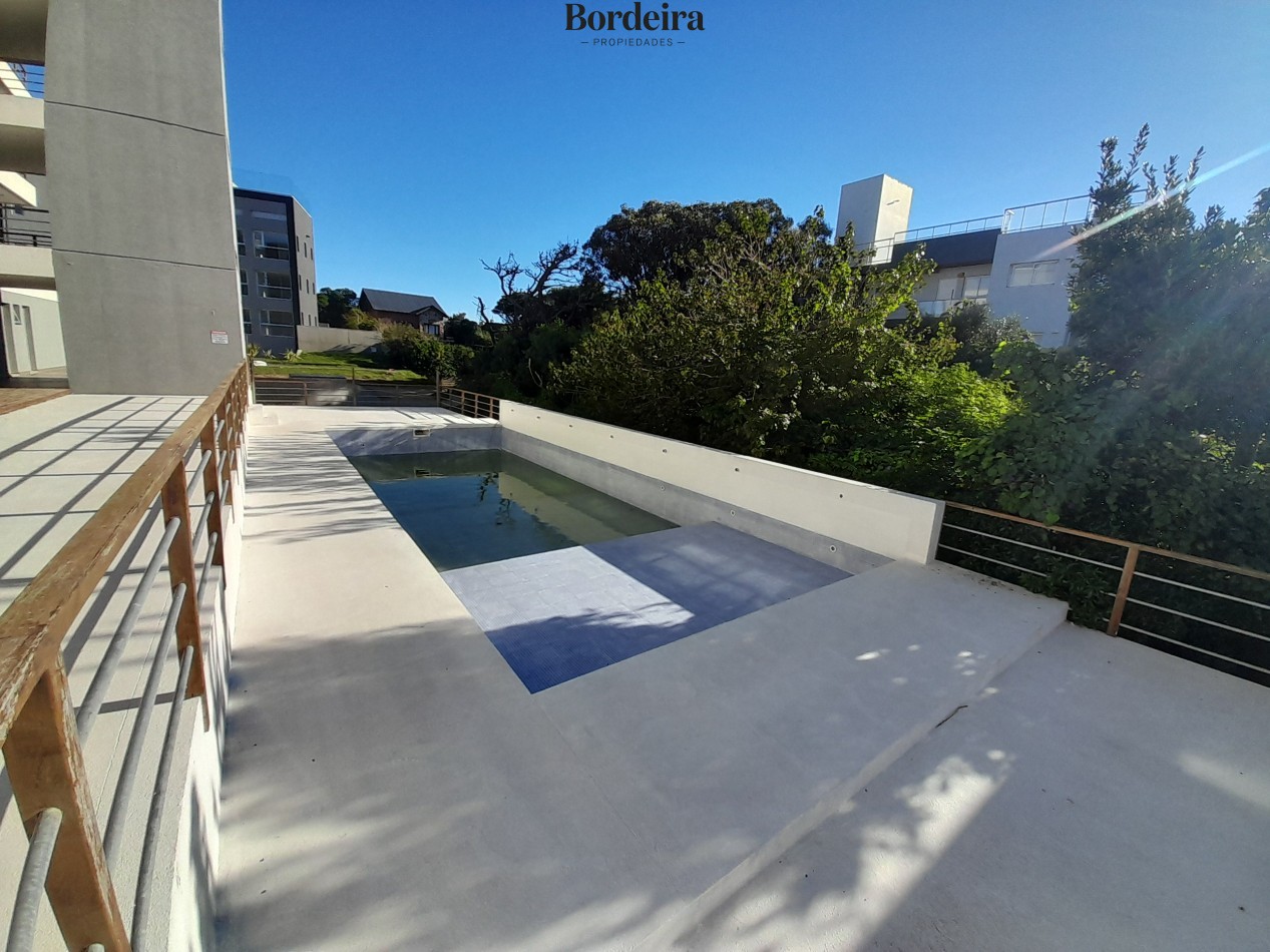 Venta Departamento Valeria del Mar 3 ambientes frente a la playa