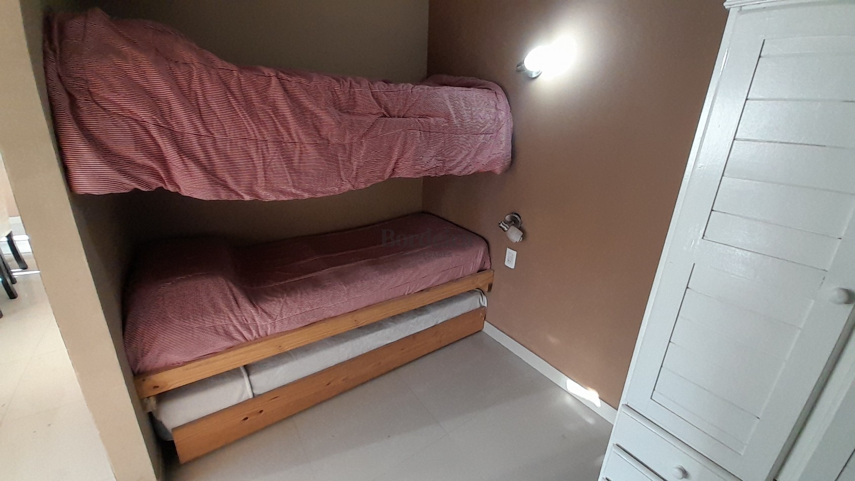Venta Departamento 2ambientes con cochera Villa Gesell Zona Norte