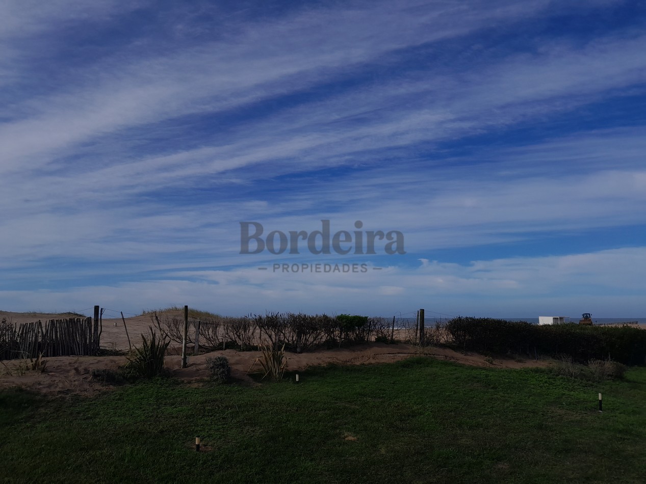 Venta departamento Mar de las Pampas Complejo Linda Bay vista al mar