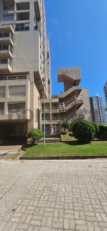 Venta de departamento monoambiente en Pinamar