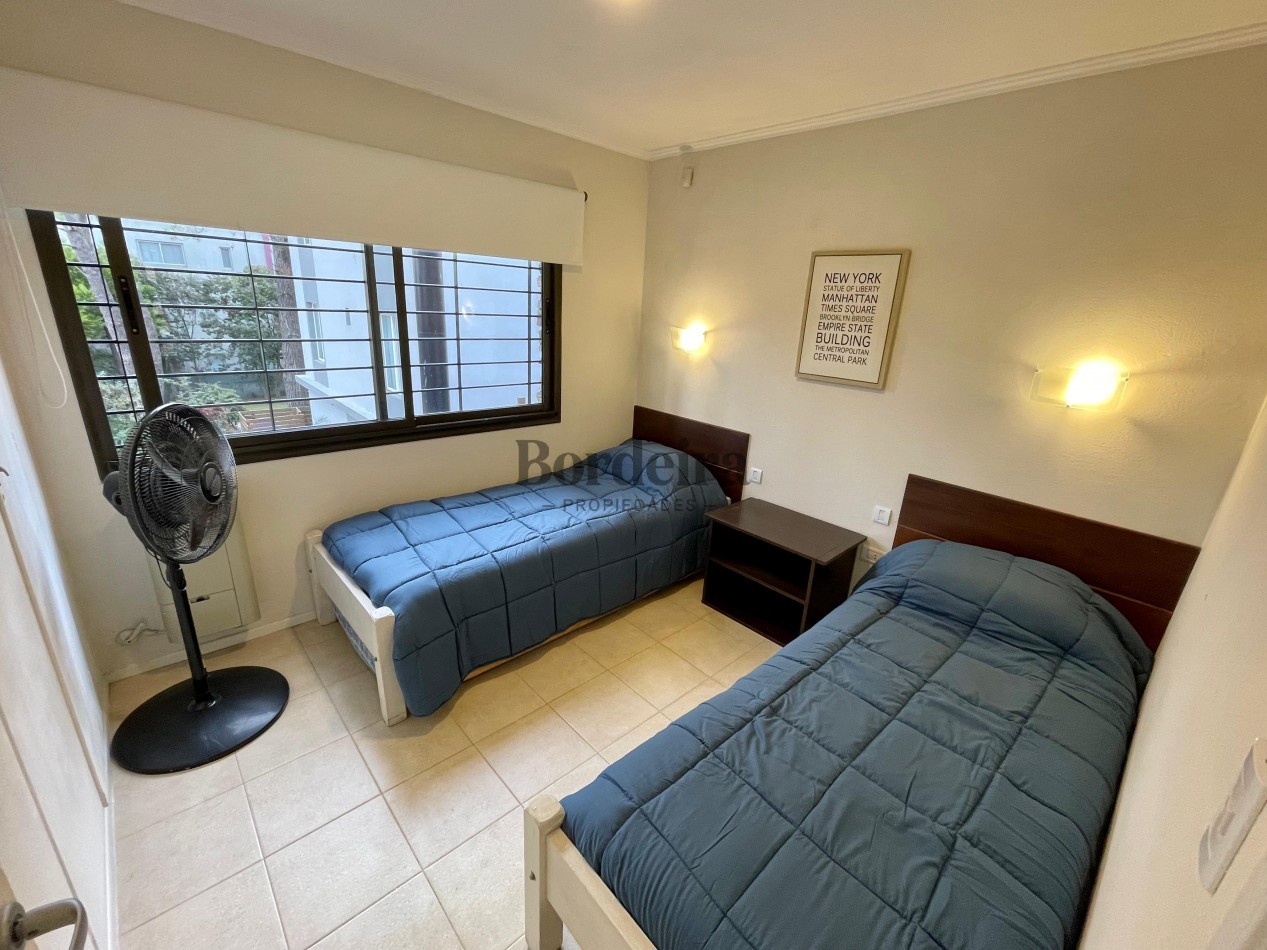 Alquiler anual  duplex 2 en Pinamar Chico