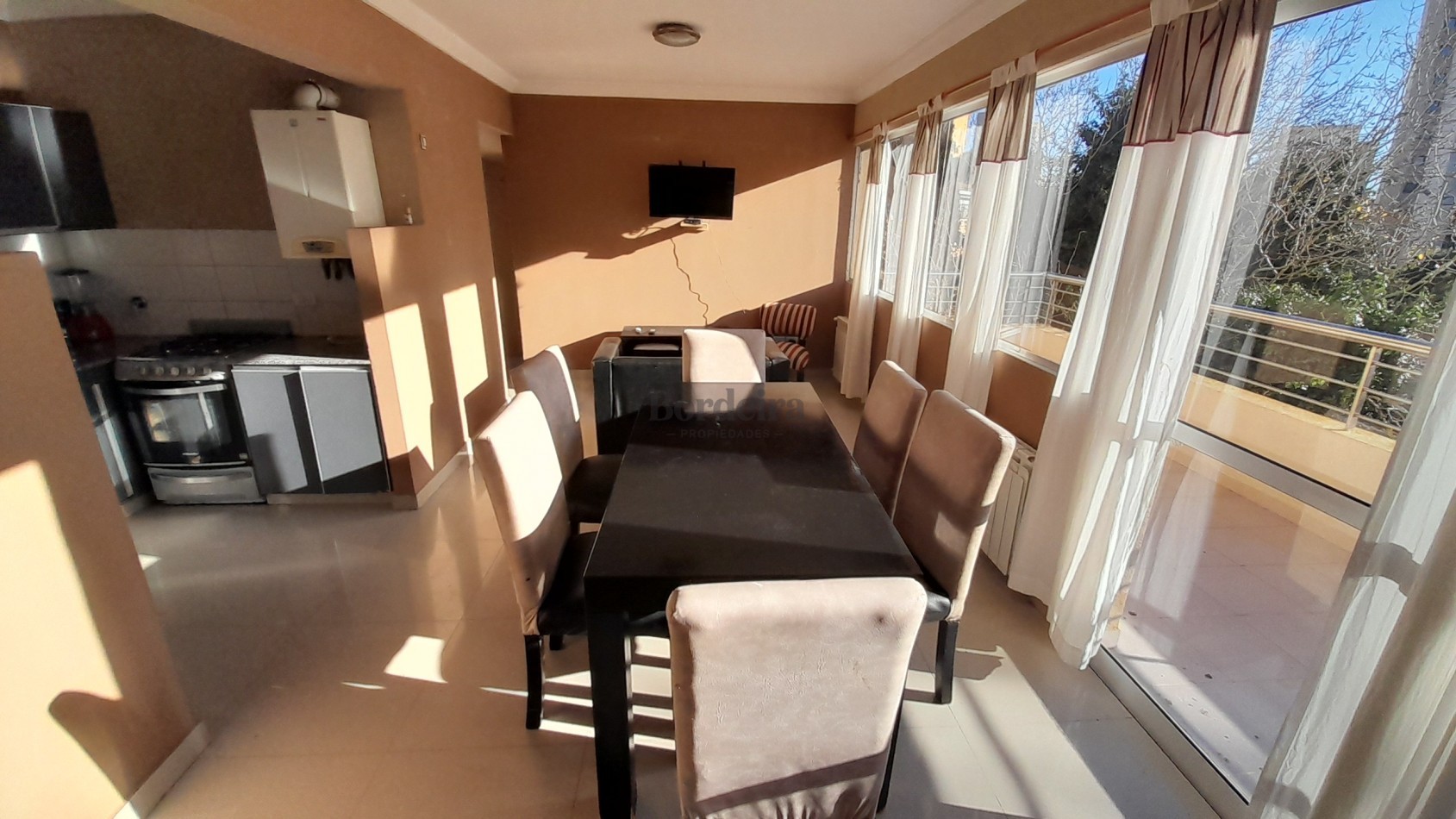 Venta Departamento 2ambientes con cochera Villa Gesell Zona Norte
