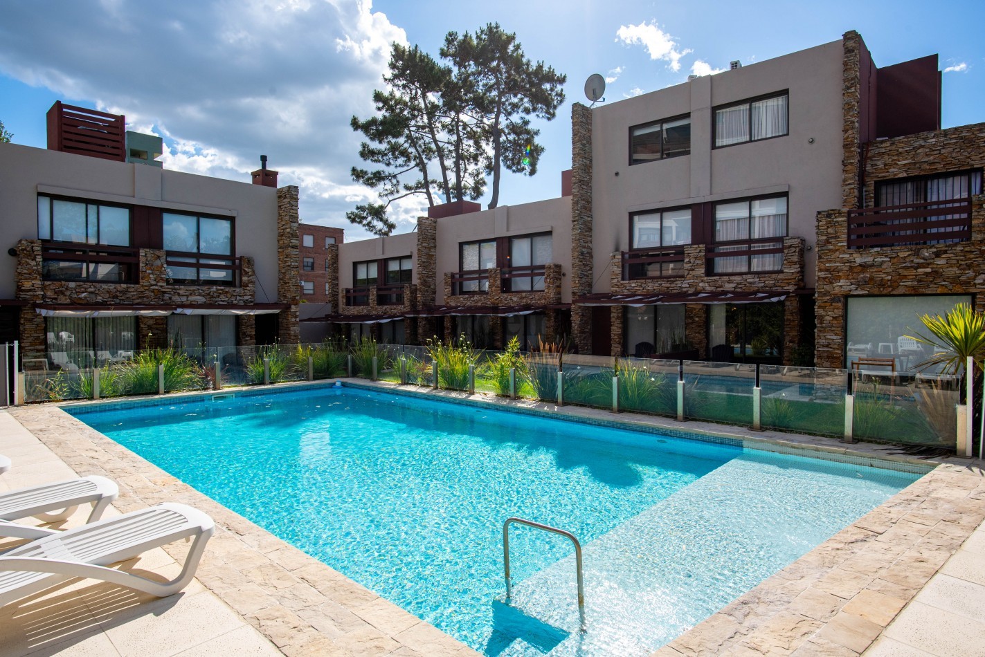 Venta departamento triplex en Pinamar Chico