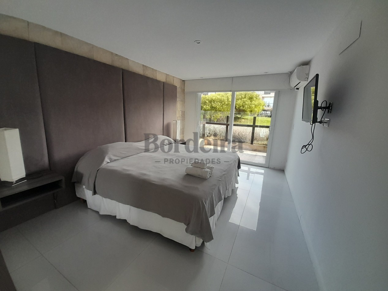 Venta departamento Mar de las Pampas Complejo Linda Bay vista al mar