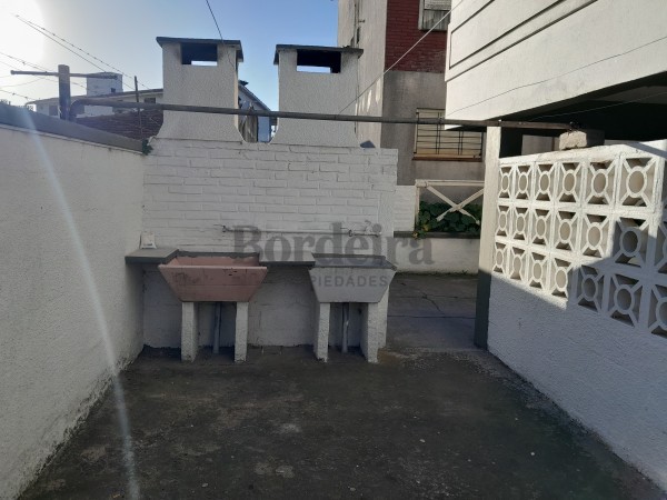Venta Departamento Villa Gesell 2 ambientes con cochera