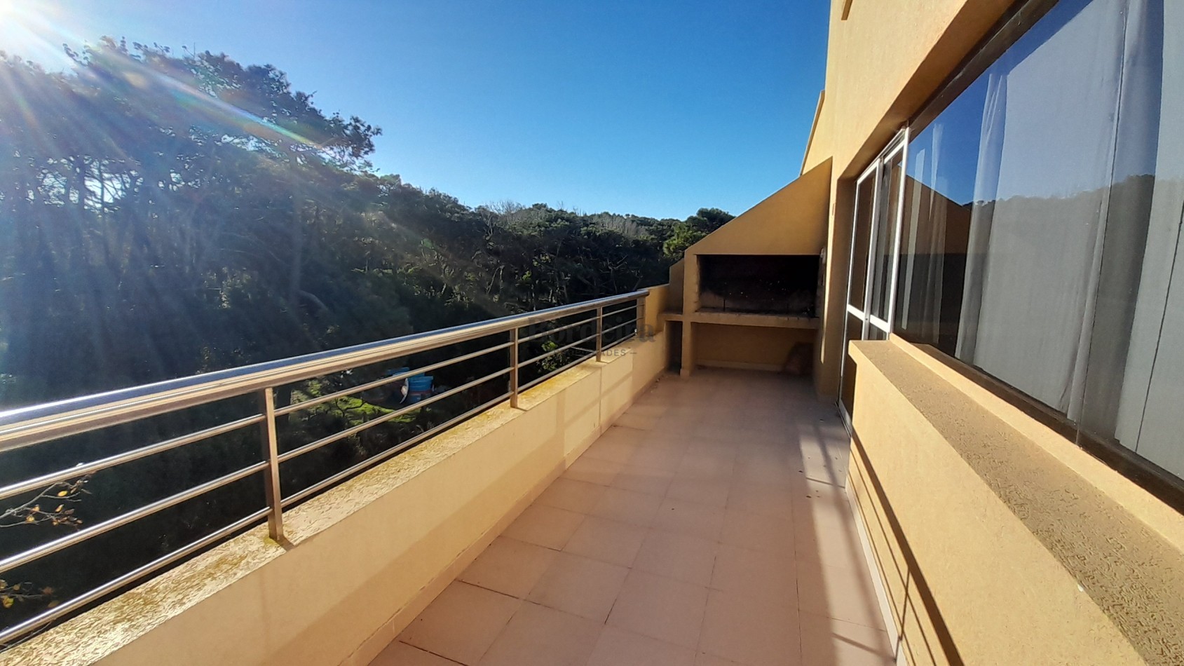 Venta Departamento 2ambientes con cochera Villa Gesell Zona Norte