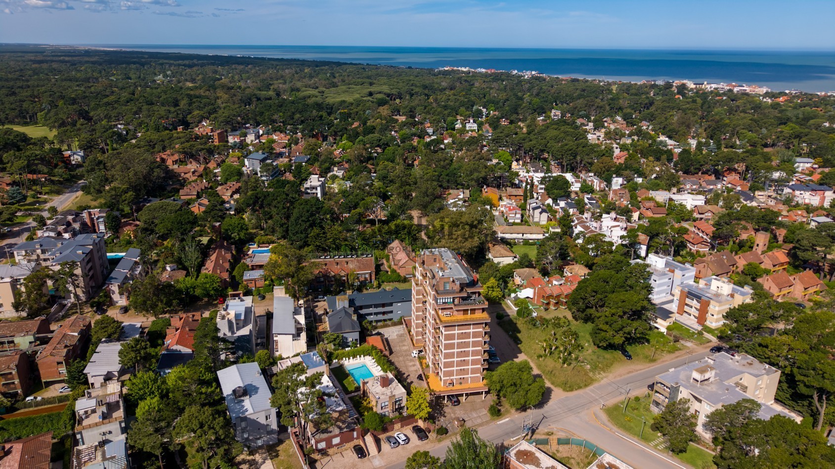 Alquiler anual duplex 3 en Pinamar Chico