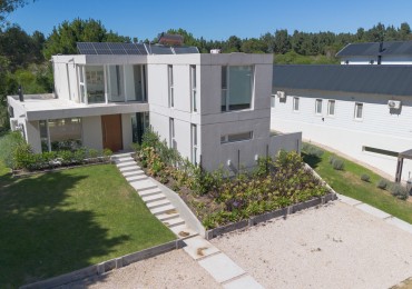 VENTA CASA COSTA ESMERALDA