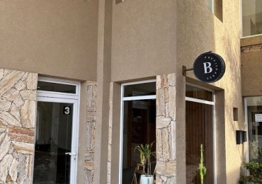 Alquiler local comercial en Pinamar 