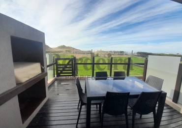 Venta departamento Mar de las Pampas Complejo Linda Bay vista al mar