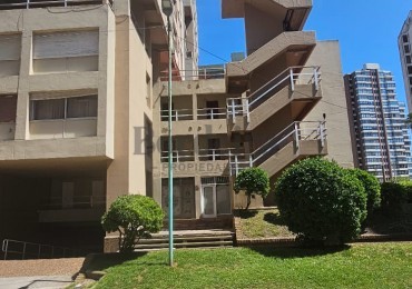 Venta de departamento monoambiente en Pinamar