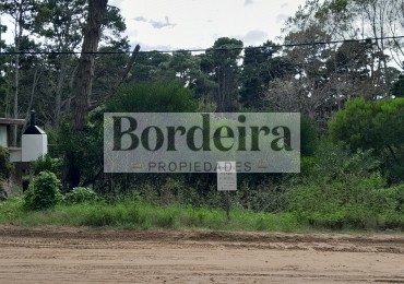 Venta Lote en Mar Azul 